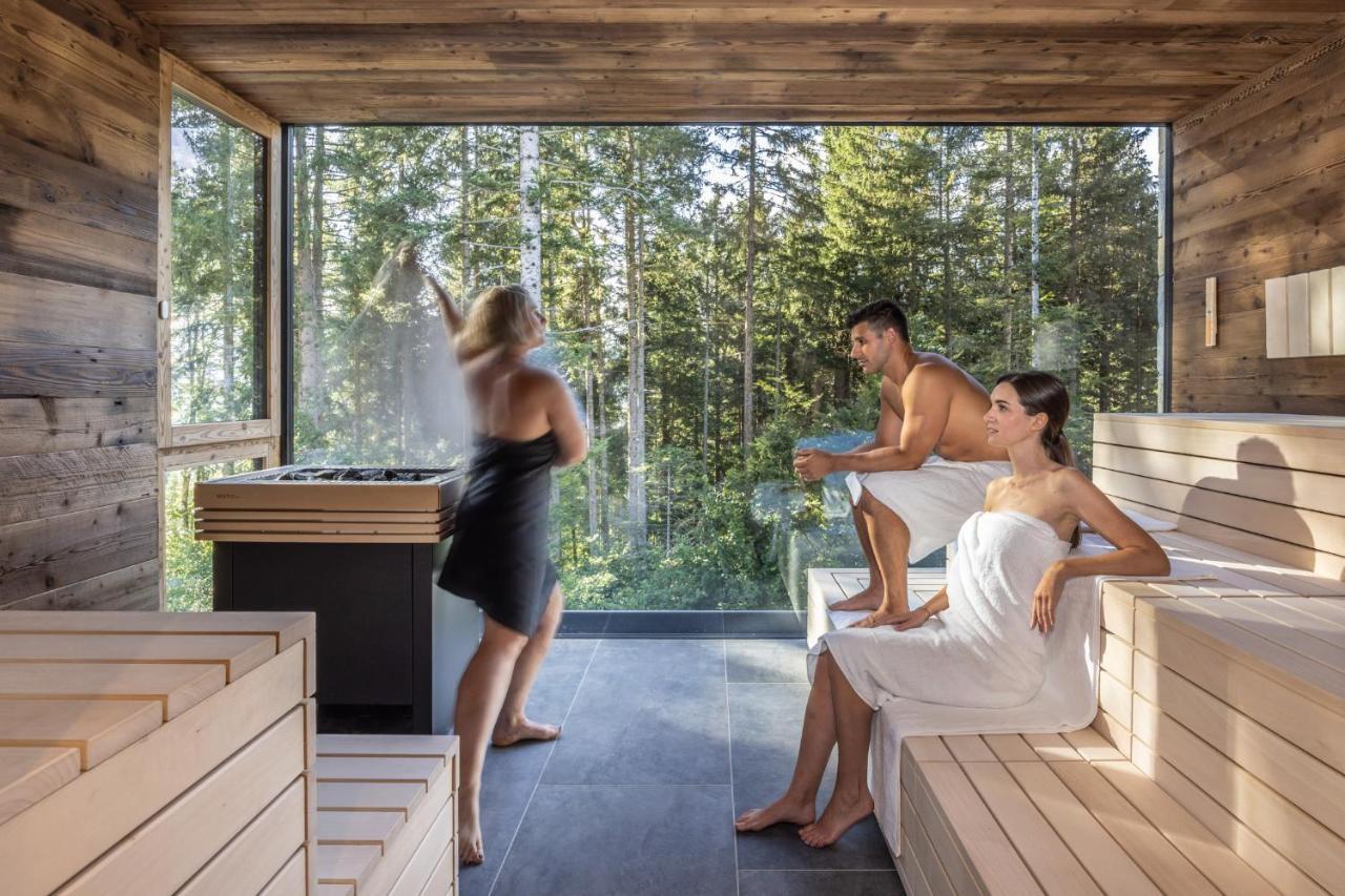 Camping Essenza Alpina فولاريا المظهر الخارجي الصورة